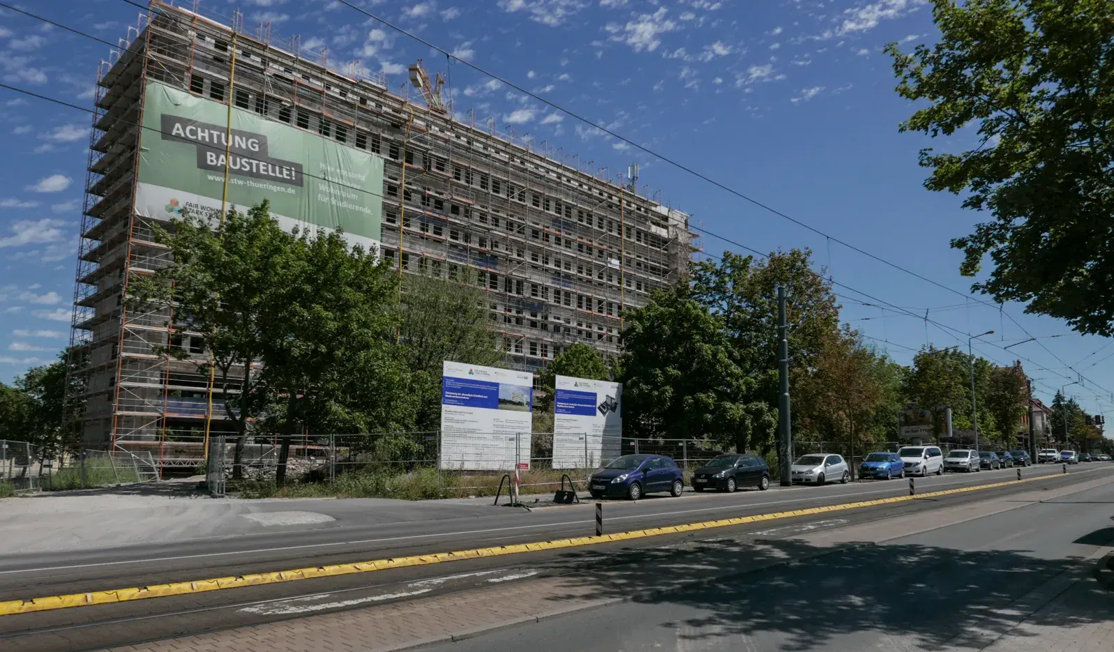 Strassenfassade ehemalige Zahnklink Erfurt