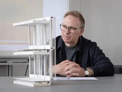 Portrait Prof. Thomas Auer